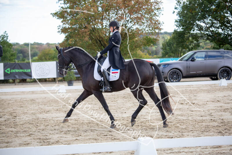 bouferterhaff-jumping-94-standard-u0lz5c.jpg