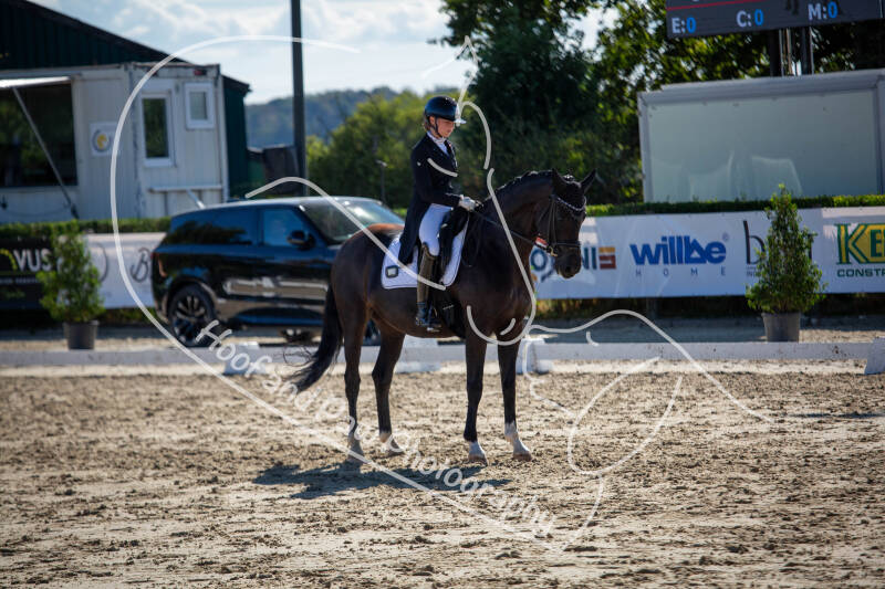 bouferterhaff-jumping-standard-nojyzc.jpg