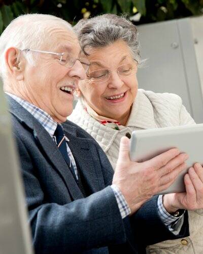 Investir sans a_coup budgétaire dans une tablette seniors de dernière génération