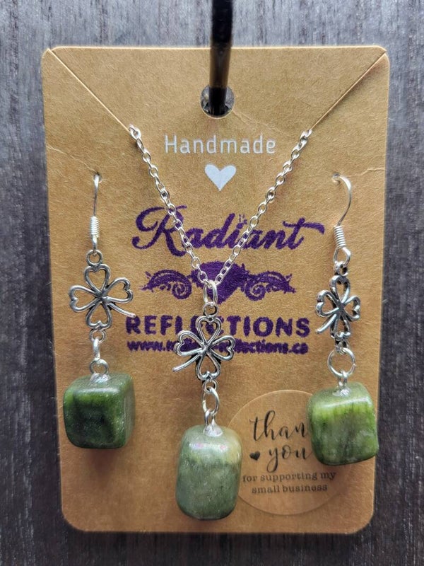 Green Quartz Earring & Necklace Set