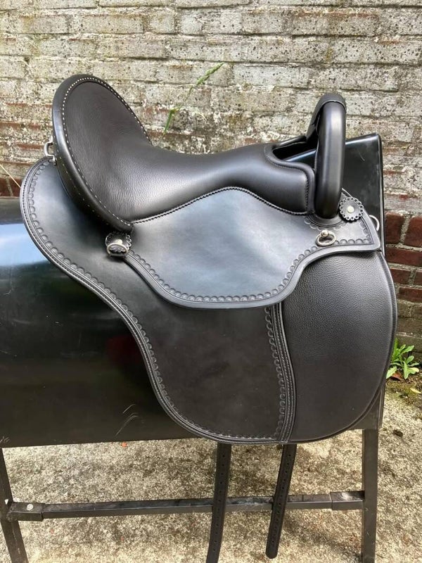 Testzadel Startrekk English Comfort S2