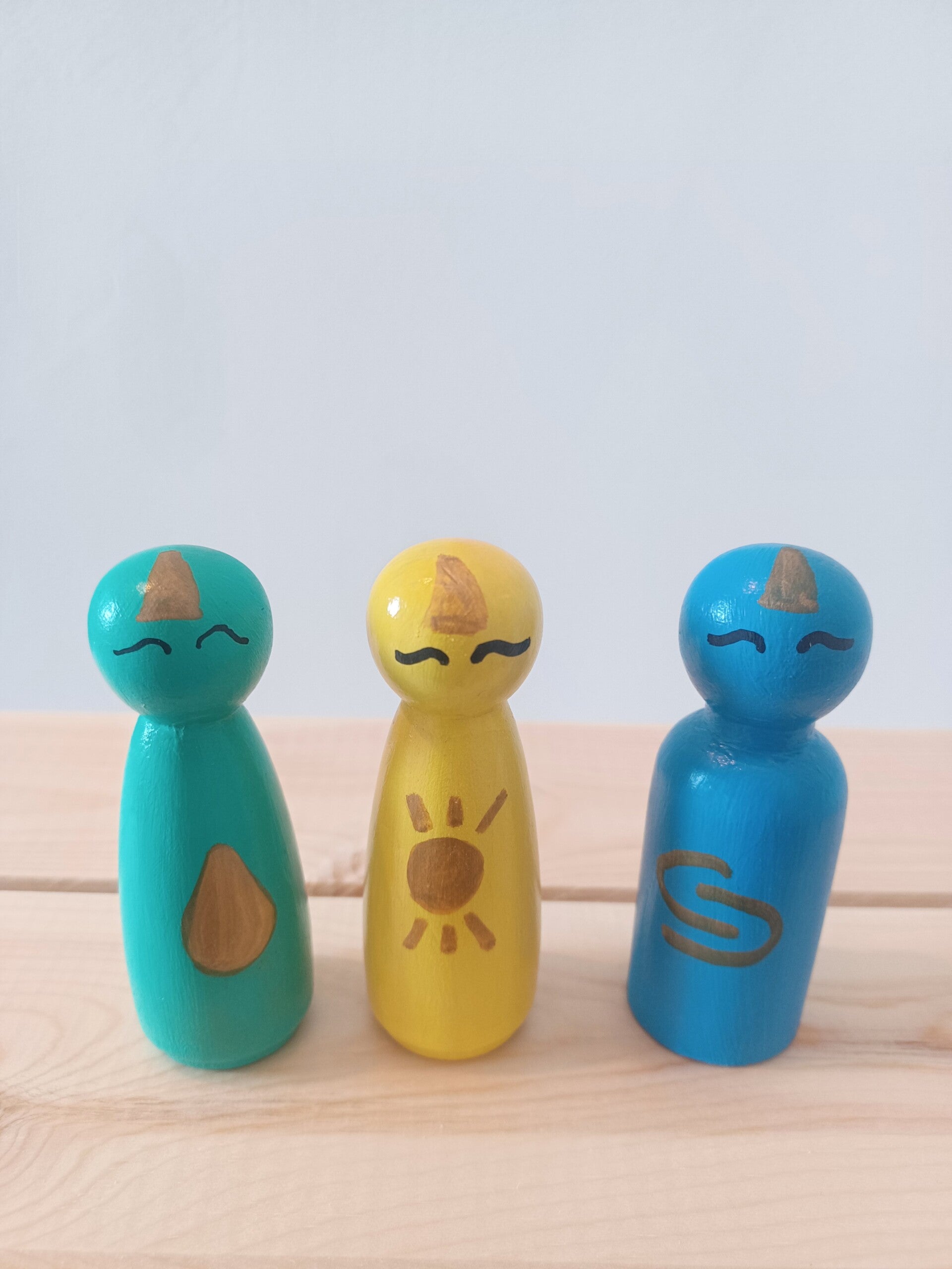 🦄✨ De drie eenhoorns – Pegdoll Set (3× 7 cm)