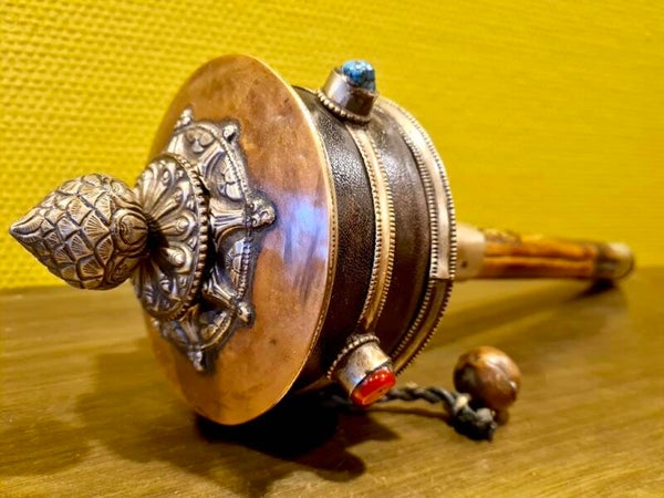 Gebedsmolen Tibet met tekstrol 43 cm