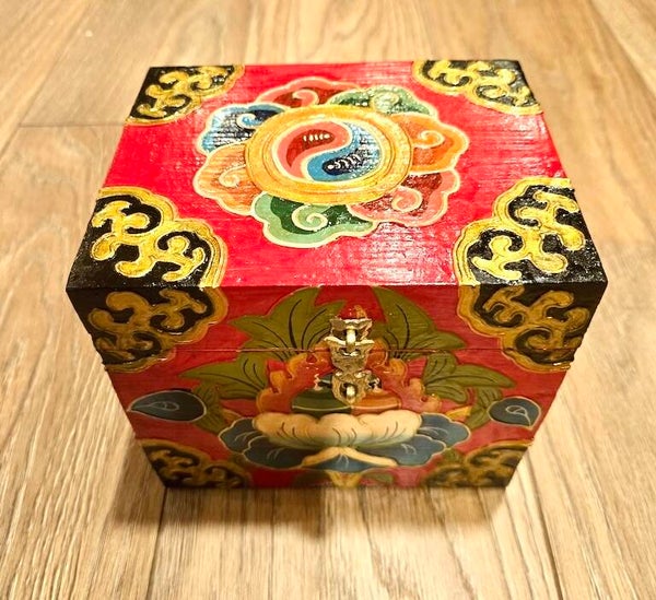 Houten Tibetaans kistje 15 cm