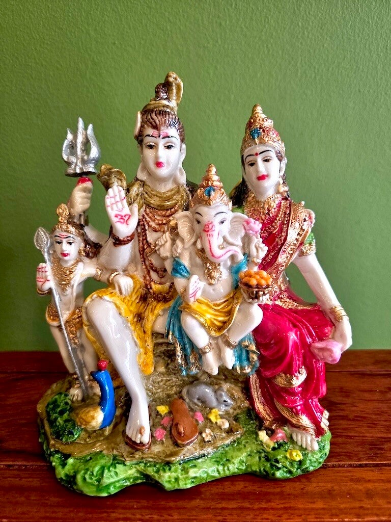 Shiva en familie beeld 14 cm