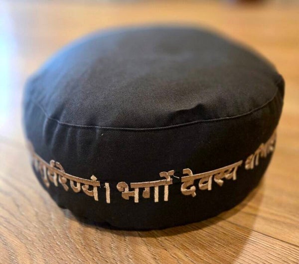 Meditatiekussen gayatri mantra (OCS)