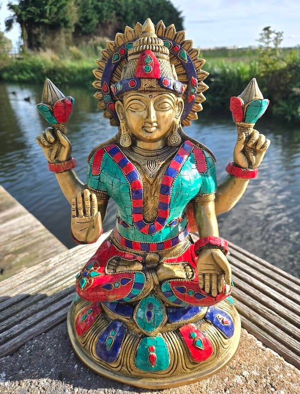 Lakshmi beeld stonework 34 cm