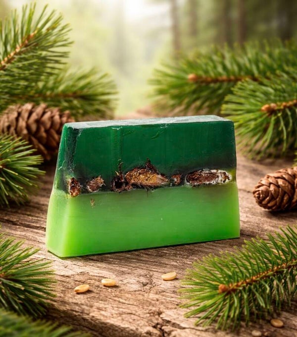 Natuurlijke handgemaakte zeep Dennen 80 gr