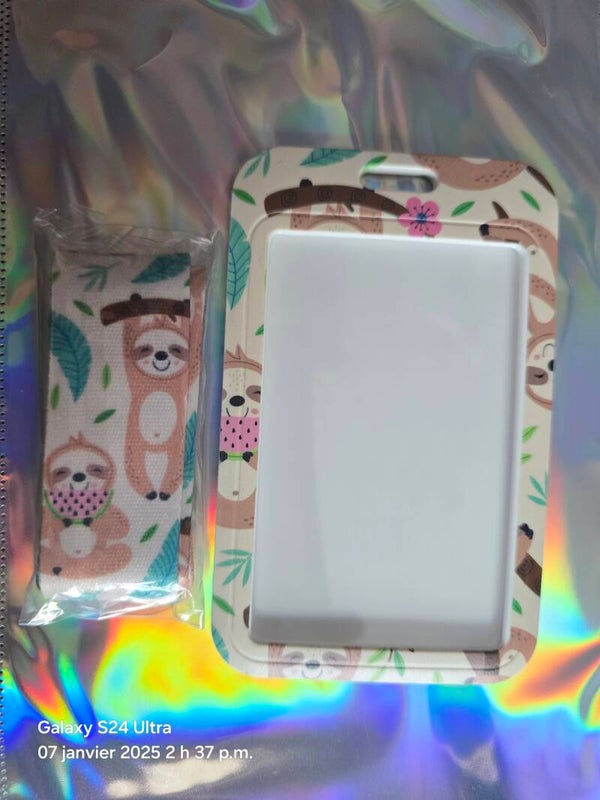 Porte carte / clés + Cadeau