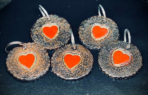 Hangertje met hartje.