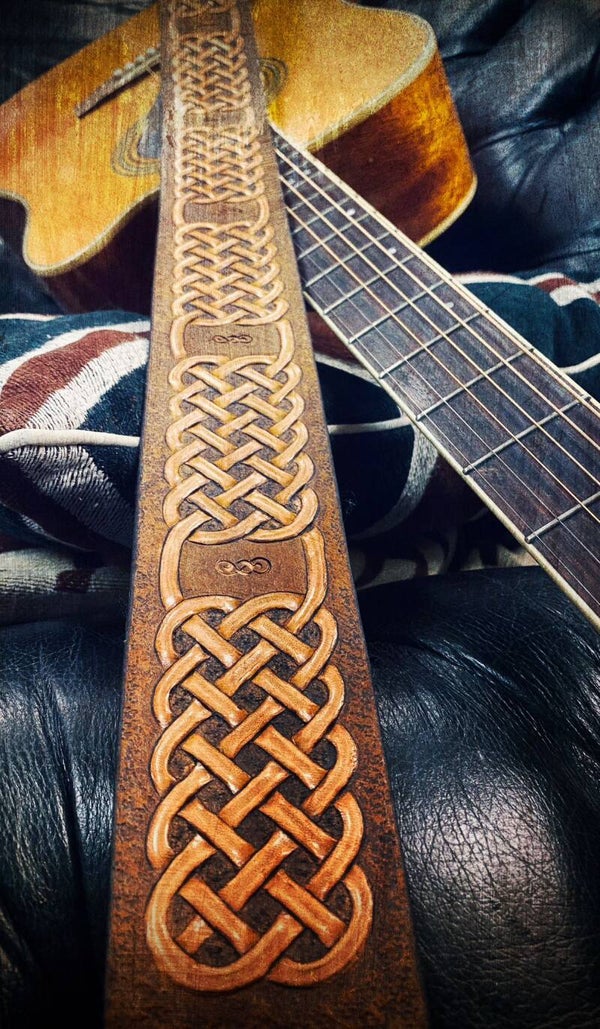 Keltische gitaarriem