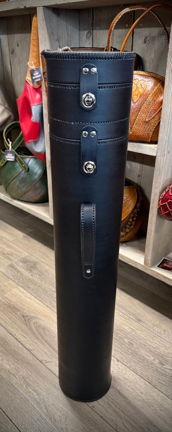 Biljartkoker zwart dia. 160 met antraciet binnenwerk en biljarter op het deksel.