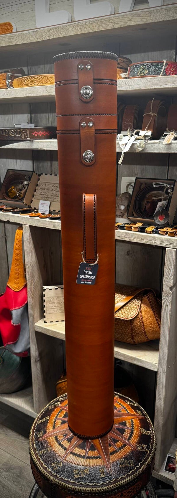 Biljartkoker Saddle tan dia.125, rood standaard binnenwerk, biljarter op het deksel