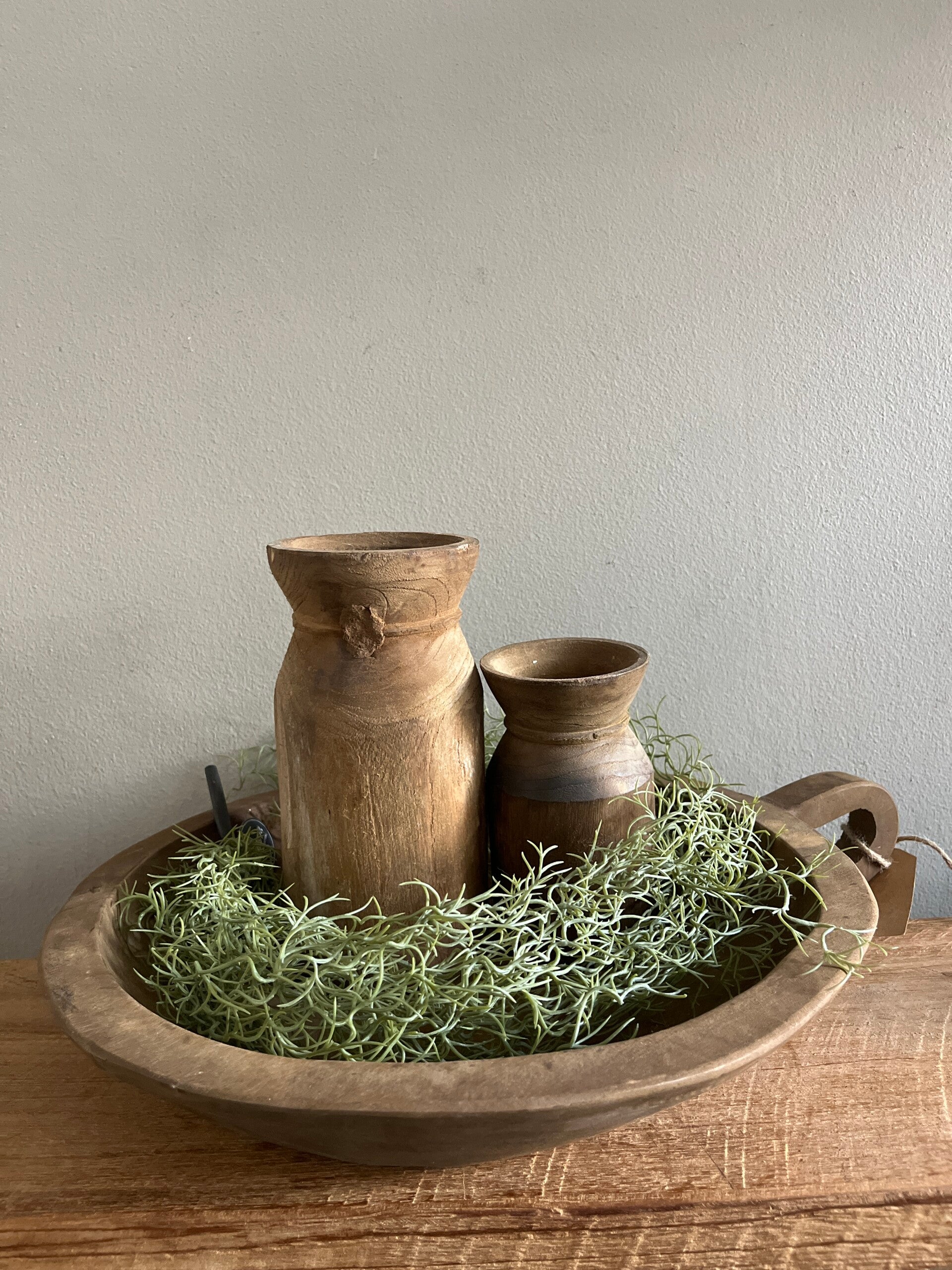 Houten schaal met handvat