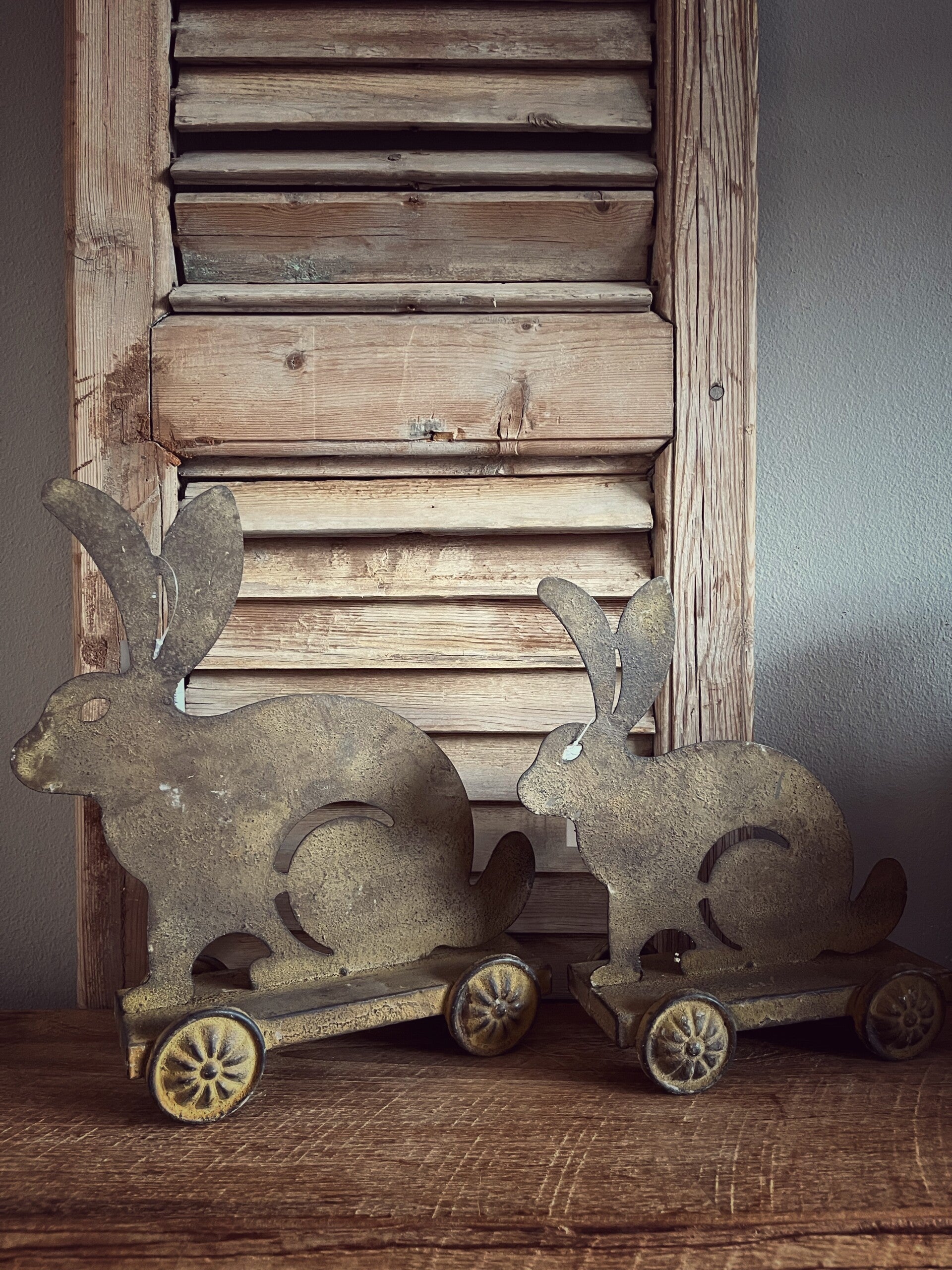 Ijzeren haas op wielen