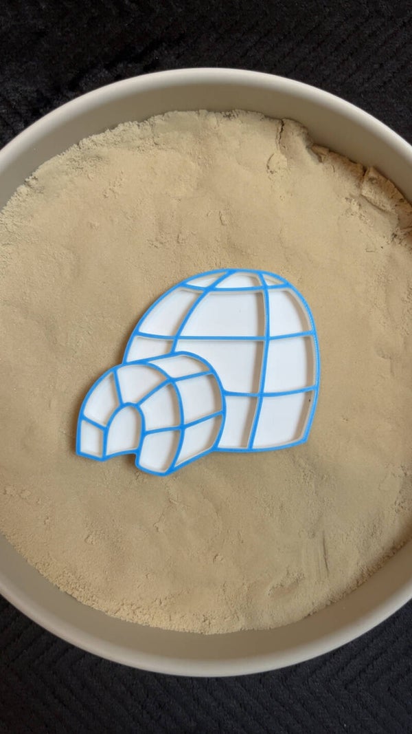 Vulvorm iglo gekleurd