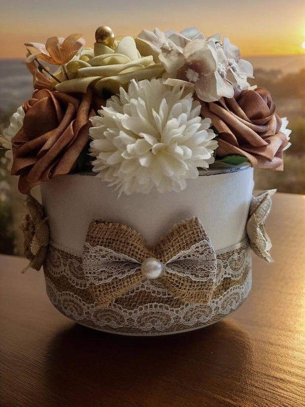 Boite florale ronde personnalisable de 16 cm de diamètre