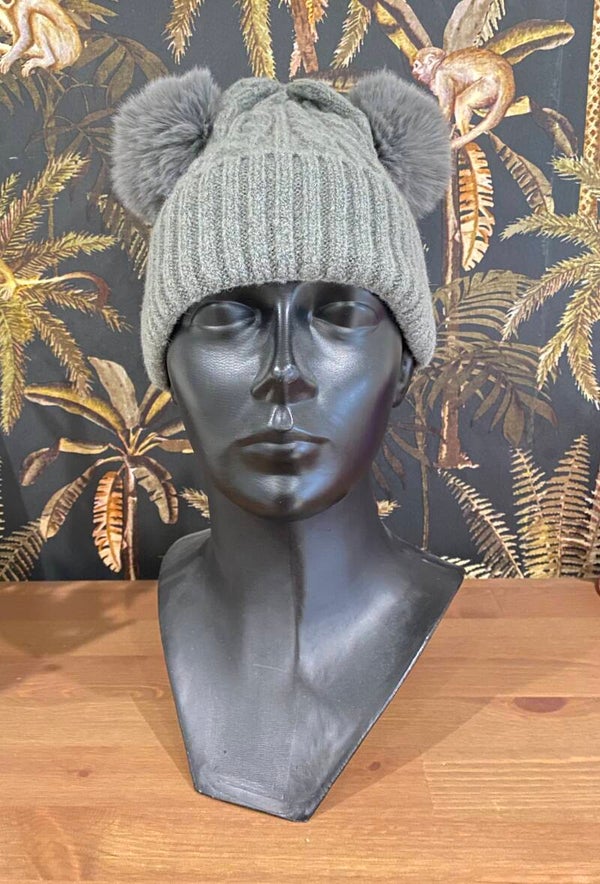 Muts 2 pompons grijs