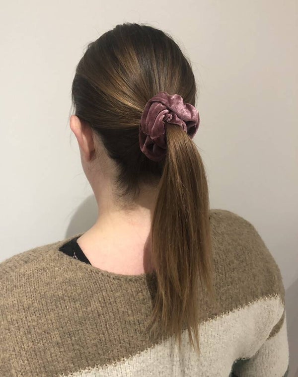 Scrunchie velvet oud roze