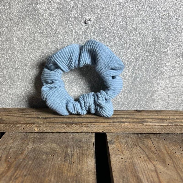 Hairjewelz scrunchie original Summer Rib blauw