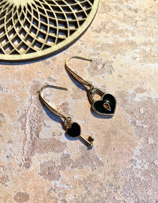 Oorbellen Key to my Heart not the same