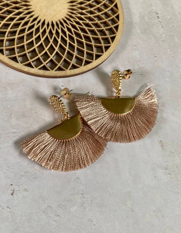 Oorbellen Fancy Fan misty rose (2 uitvoeringen)