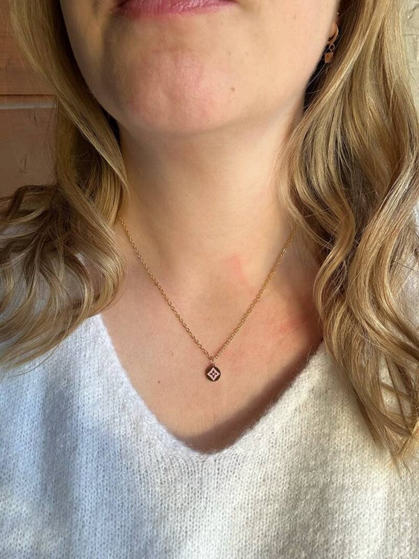 Mademoibelles ketting Louis V lichtroze