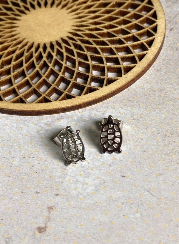 Studs tubby turtle zilver