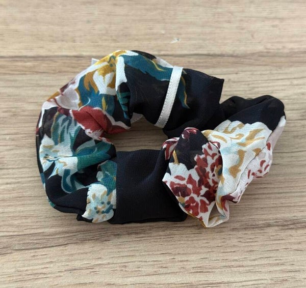 Hairjewelz scrunchie original Flowers zwart