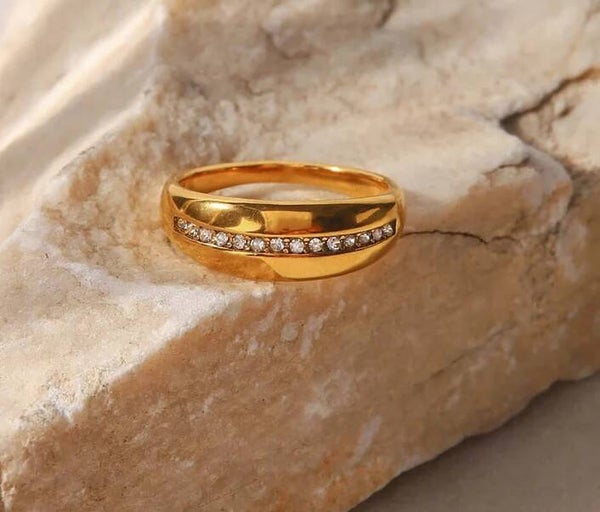 Ring late night rendezvous