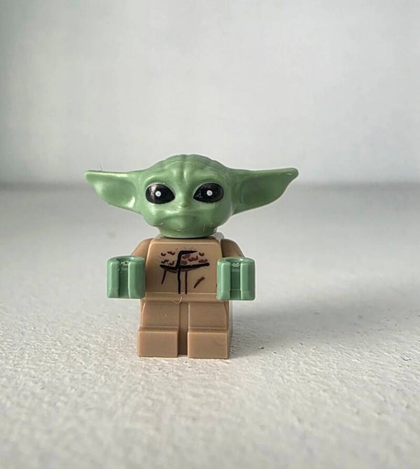Lego Yoda minifiguur