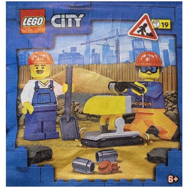 Lego building team with tools 952305