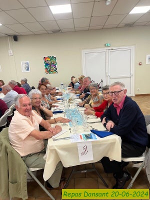 2024-06-20-repas-dansant-a-26-standard-bxk5k2.jpg