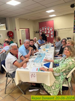 2024-06-20-repas-dansant-a-37-standard-abcxg6.jpg