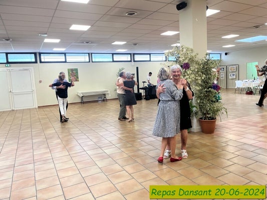 2024-06-20-repas-dansant-a-94-standard-xbkmtv.jpg