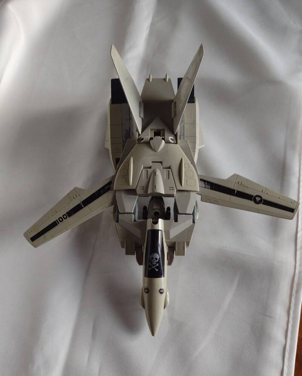 TAKATOKU MACROSS   BATTROID VALKYRIE