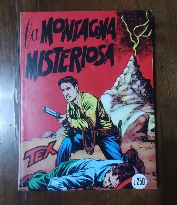 FUMETTO   TEX N° 15   RISTAMPA    LA MONTAGNA MISTERIOSA   MAGGIO 1965   AUTORIZZAZIONE 2926   SENZA SCRITTA CONTINUA   SENZA SCRITTA FIEG   L. 250