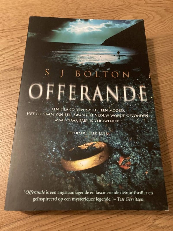 S.J. Bolton - Offerande