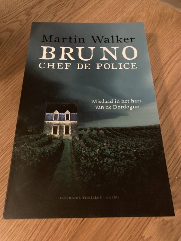 Martin Walker - Bruno, chef de Police