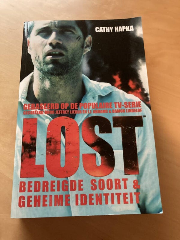 Cathy Hapka - Lost: Bedreigde soort & Geheime identiteit