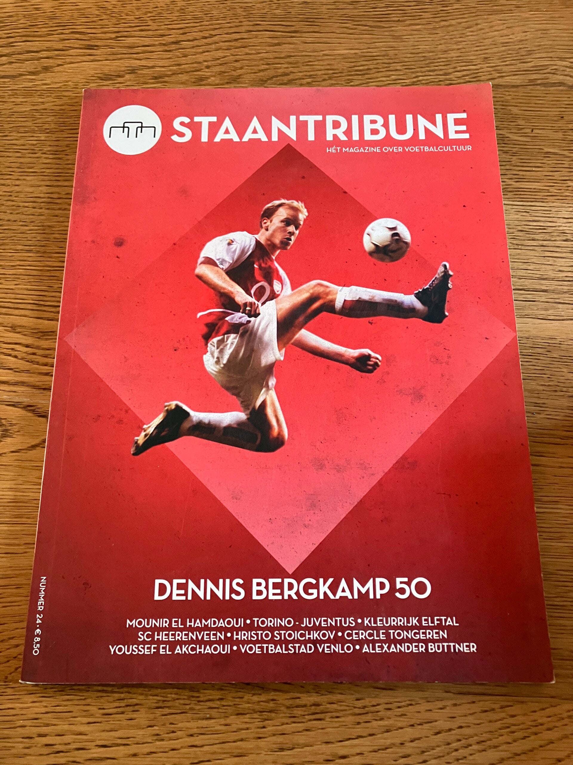 Staantribune 24