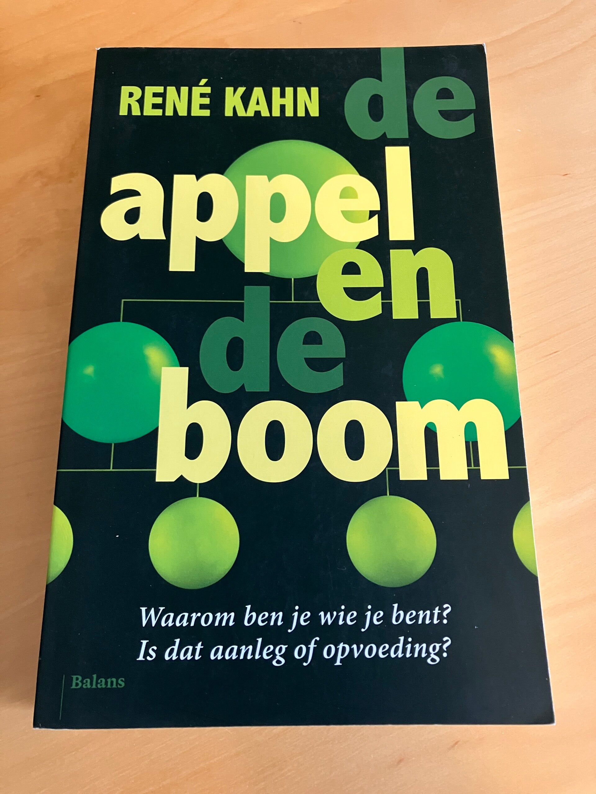 Rene Kahn - De appel en de boom