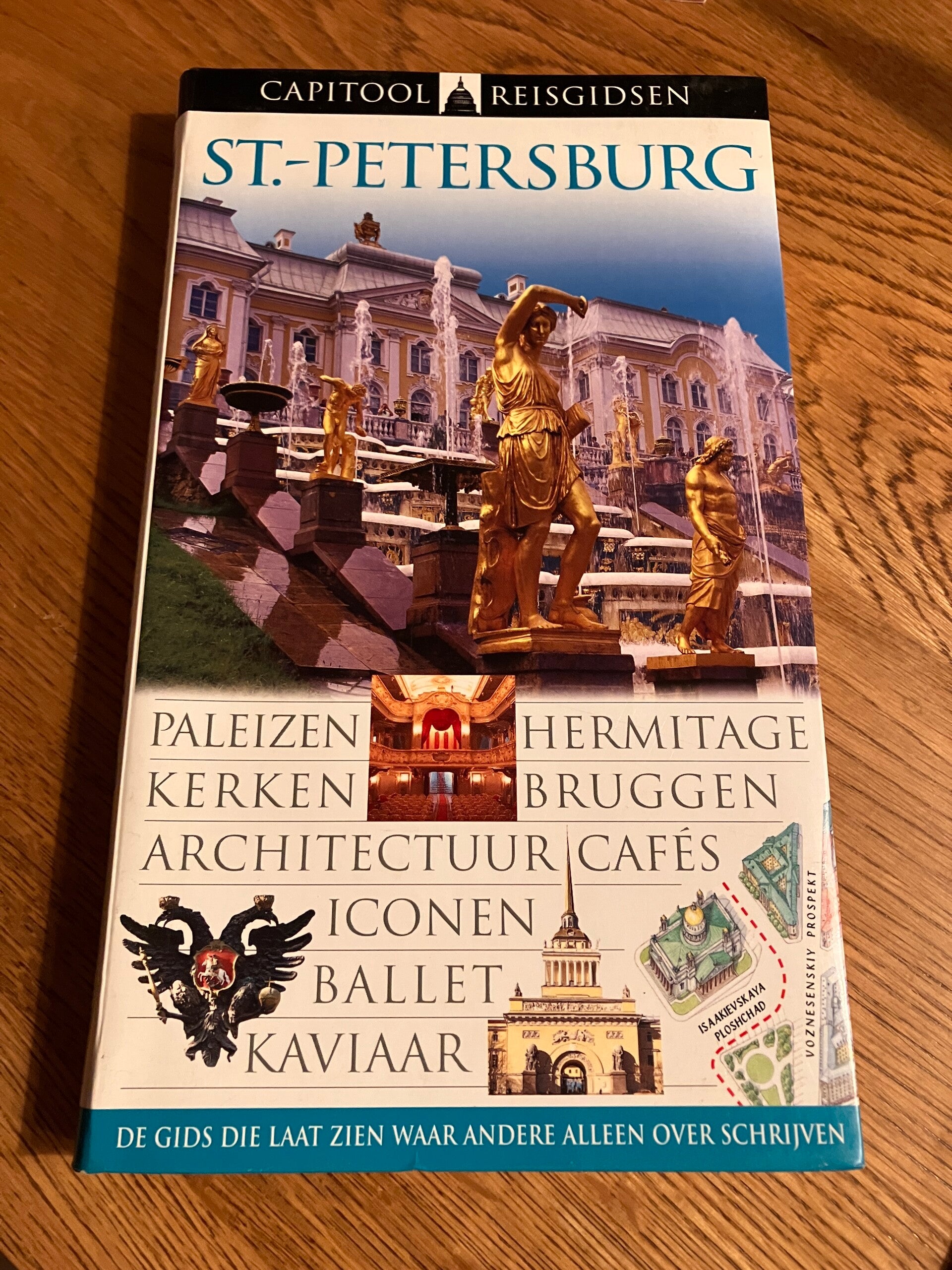 Capitool Reisgidsen - St.-Petersburg
