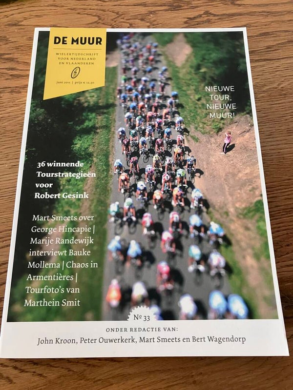 Mart Smeets, Bert Wagendorp e.a. - De Muur 33