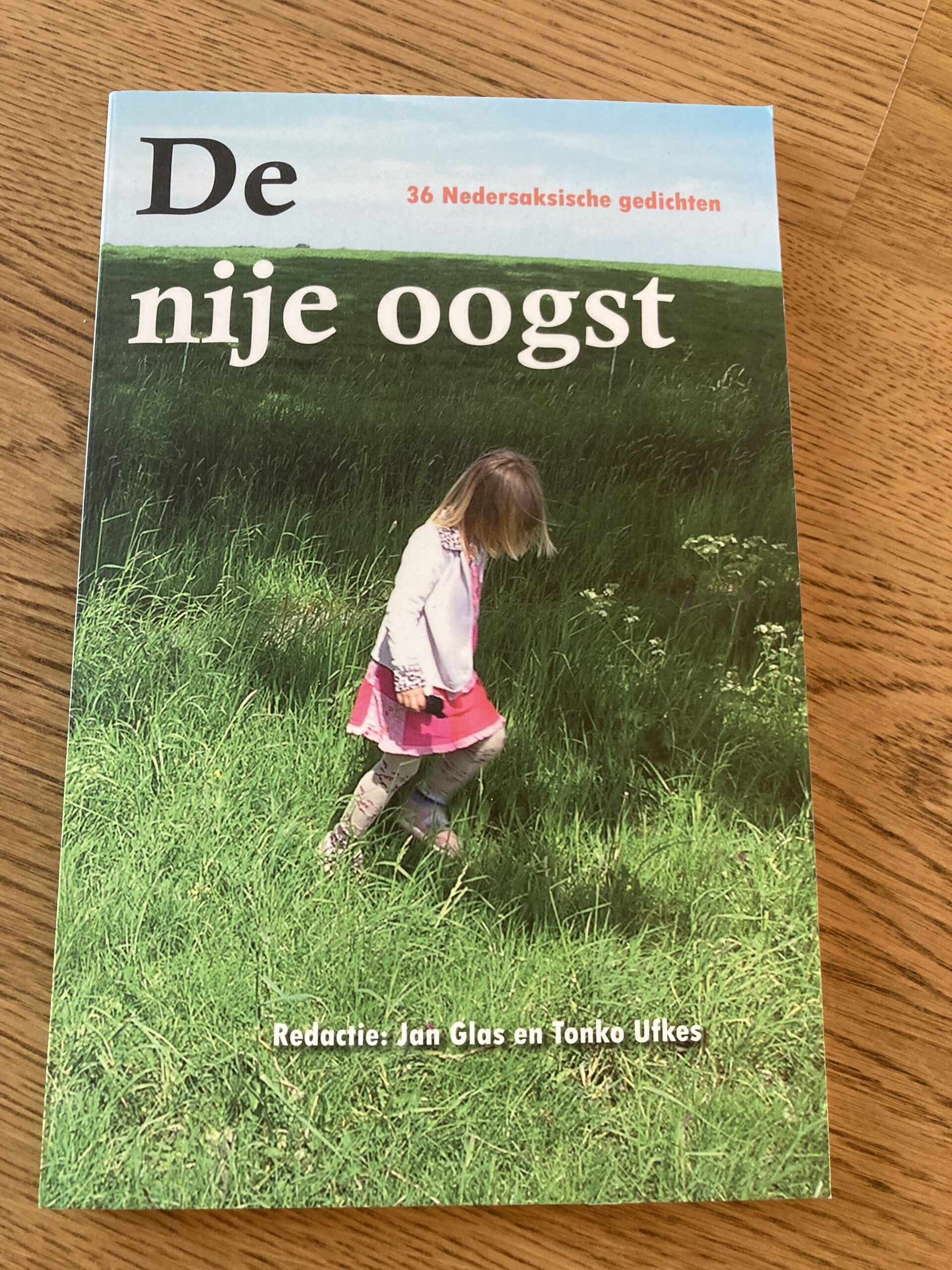 Diverse schrijvers - De Nije oogst (36 Nedersaksische gedichten)
