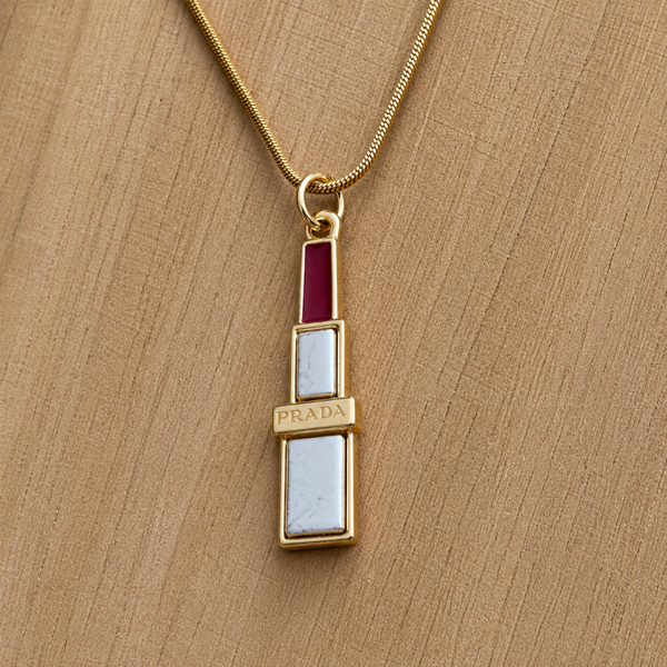 Prada lipstick ketting