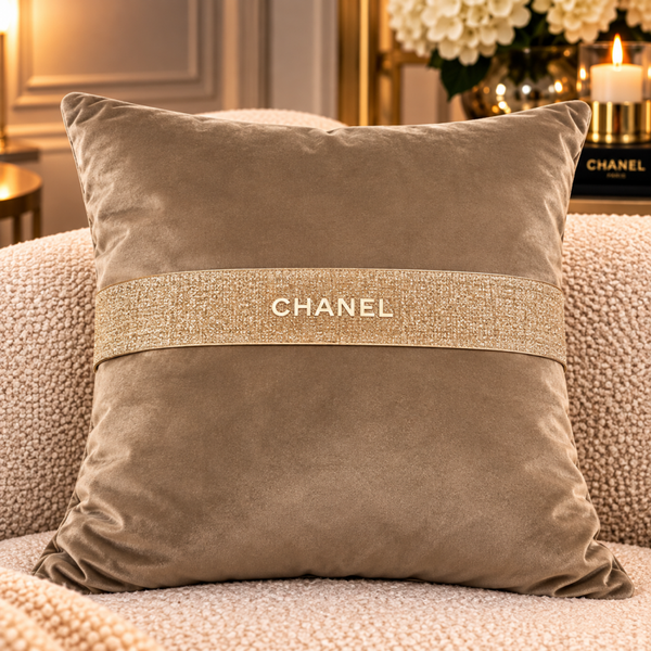 Chanel cushion taupe & gold