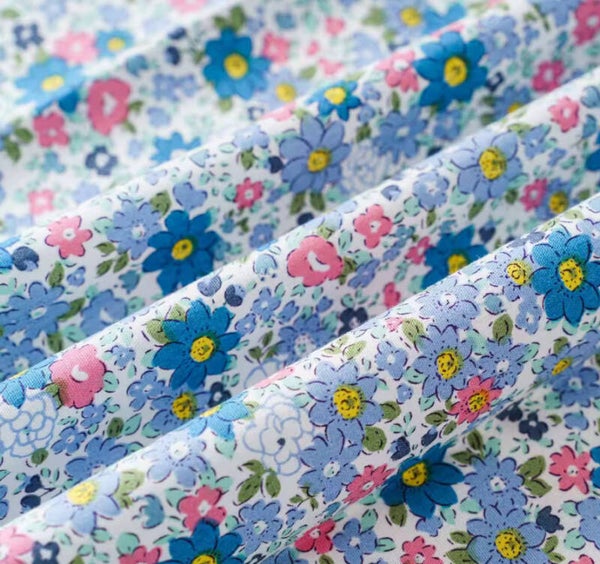 Popelín flores azules