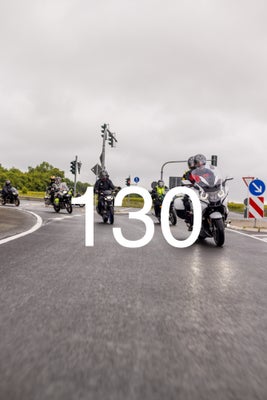 39d40da6-1481-434d-928b-4566897f09ca-2-standard.jpg