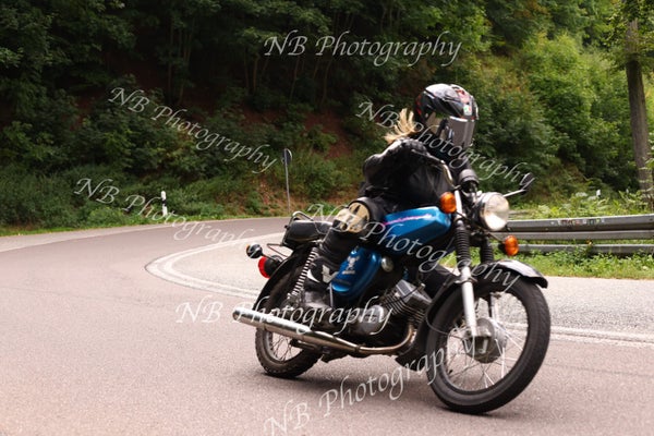 3f6a6933-standard.jpg